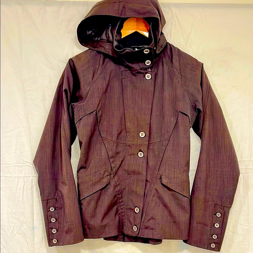 Nau Women's Hooded Rain jacket, XS